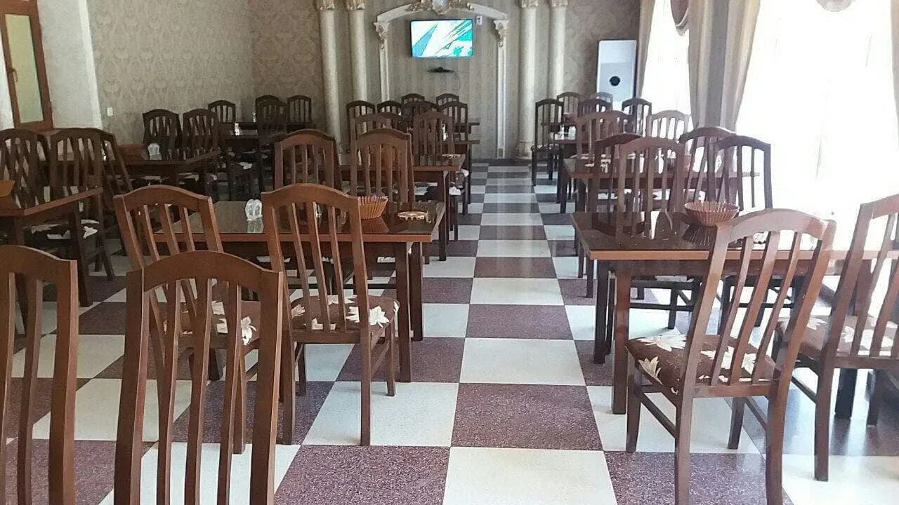 Зал, шахматная раскладка