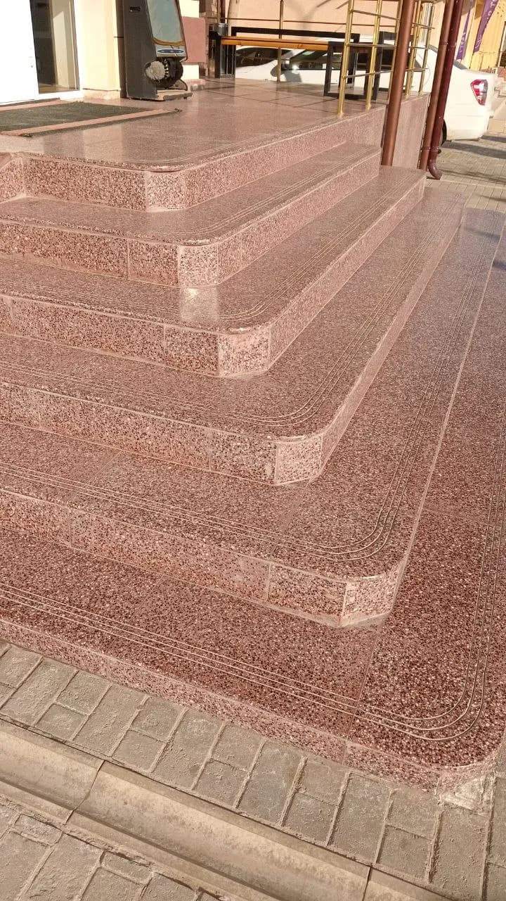 Входная группа, красный